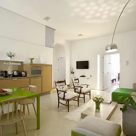 아파트 Fanti Place Five *